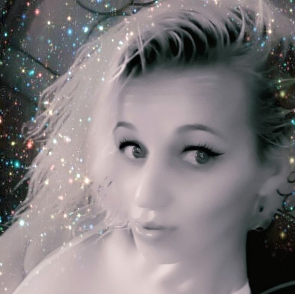 Meet your Posher, Britainy